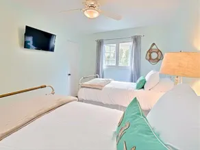 Seashell Cottage - Image 2