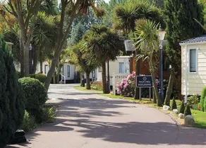 Foxhunter Park - Image 2