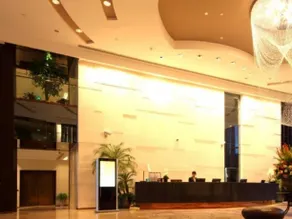 Pudong Hotel Shanghai - Image 3