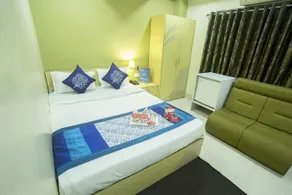 OYO Rooms Pradhan Nagar - Image 4