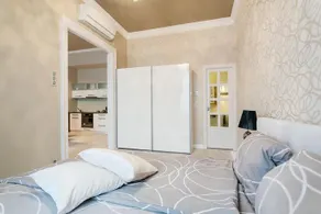 Parliment Luxury Apartment - Image 5