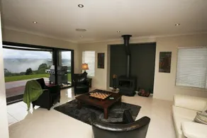 Montville Mountain Lodge - Image 2