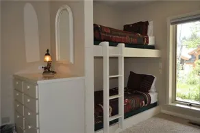 Morley Manor - Image 2
