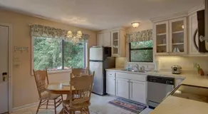 'Otter Cottage' Riverfront/Trailside Murphy Cabin - Image 2