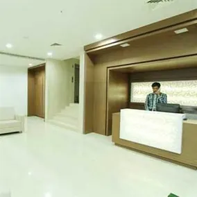 Arka The Business Hotel - Image 4