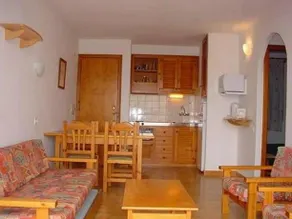 Apartamentos Sol Isla - Image 2