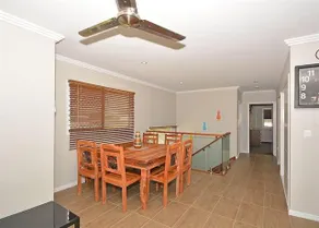 Two Storey Beach House - Image 5