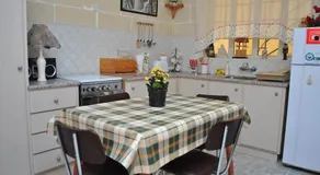 St Nicholas Crt - Image 2
