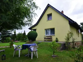 Quaint Holiday Home in Schmogrow-Fehrow near the Forest - Image 1