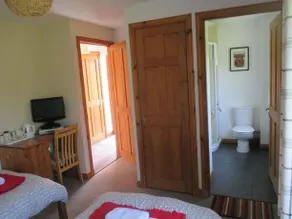 ROOMS@ELMBANK - Image 4