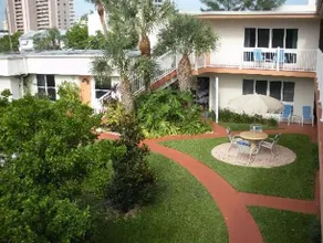 Floranada Condo #21 - Image 4