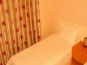 Jinan He Ban Ren Jia Hotel - Image 4