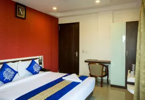 Hotel Landmark Bhubaneswar - Image 2