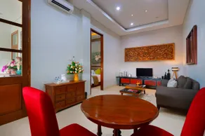 Little Ubud River View Villa - Image 5