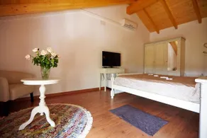 Villa Mariya - Image 4