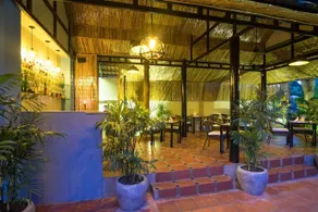 Villa D Riverside Boutique Hotel - Image 3
