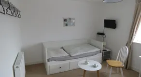 Pleasant spacious room - Image 3