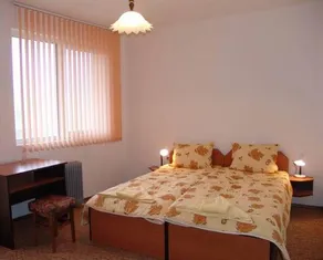 Tarnovski Dom Guest Rooms - Image 5
