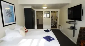 Karas Apartments - Image 3
