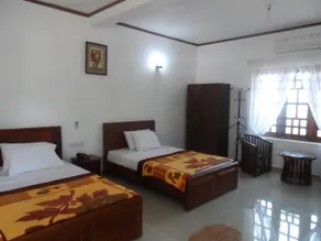 New Sunrise Hotel - Image 5
