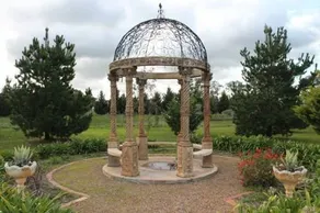 Villa Tuscany Melbourne - Image 1