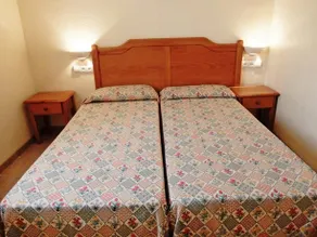 Los Juncos Apartamentos - Image 4