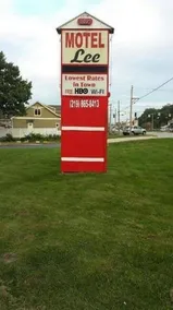 Lee Motel - Image 2