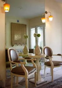 Al Mare Hotel - Image 2