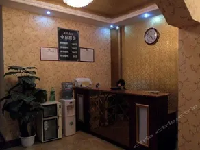 XINHUA HOTEL - Image 4