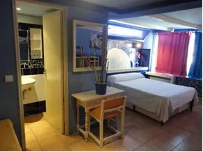 Hostal Los Caracoles - Image 4