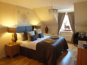 Aaran Gullane - Image 4