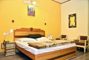 Hotel The Queen By Vivo Hotels - Image 5