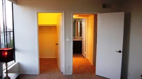 Hollywood Bowl Residence - Image 3