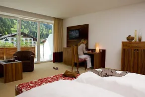 Juffing Hotel & Spa - Image 4