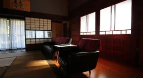 Japanese-style traditional villa(built 120 years) - Image 3