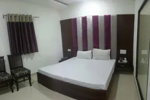 Hotel NG Paradise - Image 1