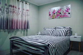 Family Townhouse - Fast Wifi - 15mins To Perth Cbd - Image 4