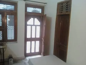 GUEST HOUSE BUNGALOW - Image 2