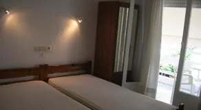Dina - Image 4