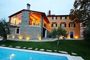 Vila Zamask 422 - Image 1
