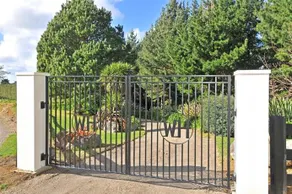 Warwick Hills Rural Retreat - Image 2