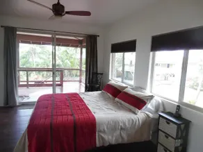 Champagne Pond Getaway - Image 3