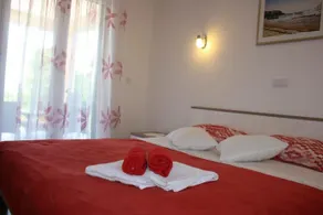 House Ruza rose - Image 3