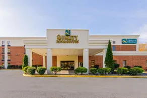 Quality Inn & Suites Lexington Near I-64 And I-81 - Image 3