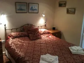 Bridgefoot Guest House - Image 4