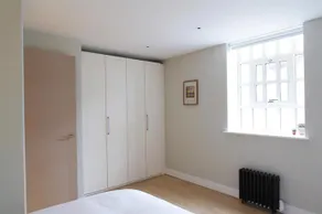 Superb Spitalfields Home E1 - Image 4