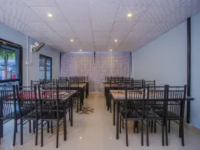 OYO 223 Hotel Bien Venue - Image 5