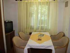 Al Bungalow - Image 2