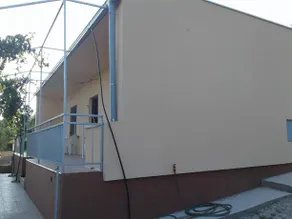 Tor Holiday House - Image 2
