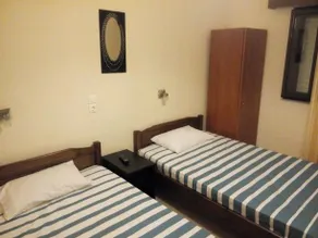 Trantas Rooms - Image 4
